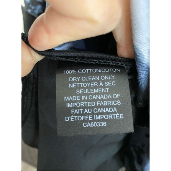 Size L/XL, Blackbird Studios slow fashion in blue and black celestial print. - Picture 9 of 10